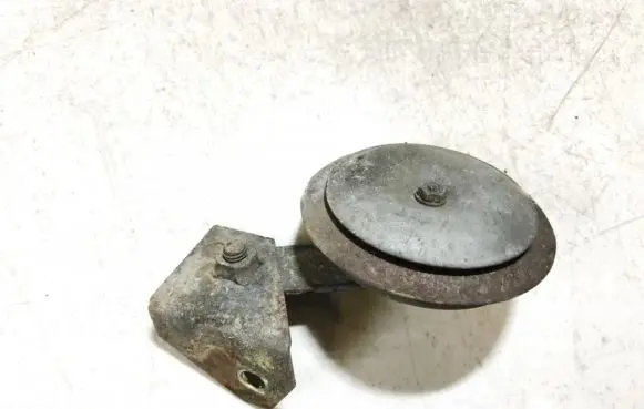 Audi A6 S6 C5 4B Horn signal