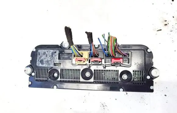 Volkswagen PASSAT B6 Climate control unit tc2ll9505014 74677585
