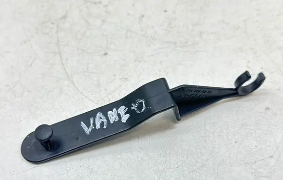 Mercedes-Benz Vaneo W414 Floor mat clip fixing clamp 1686840235