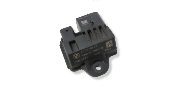 BMW X3 F25 Glow plug pre-heat relay 8570087