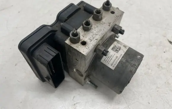 Opel Grandland X ABS Pump 9826694380