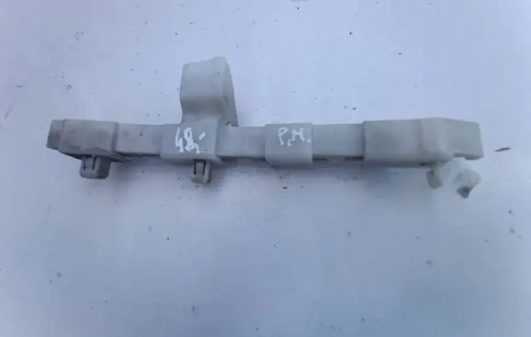 Nissan Qashqai Front bumper mounting bracket 62222BR00A