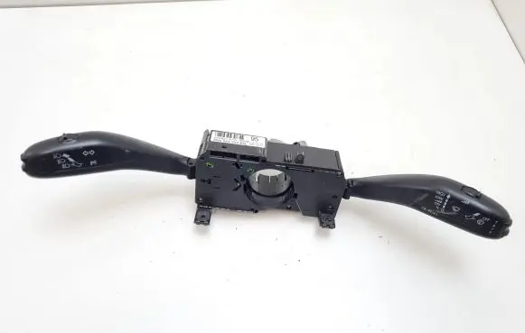 Volkswagen Amarok Wiper turn signal indicator stalk/switch 6Q0953503EH 7628496