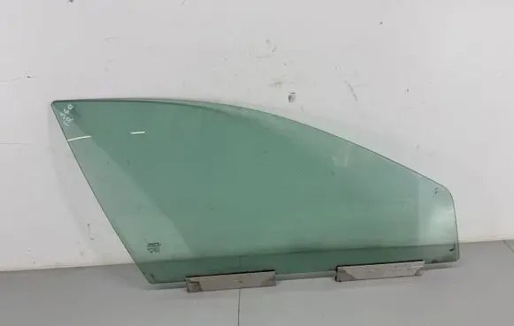 Volvo S60 Front door window glass four-door 43R001105 DOT57M20AS2 E000186