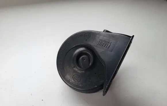 Skoda Superb B8 (3V) Horn signal
