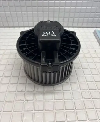 Subaru XV I Heater fan/blower 8727006060
