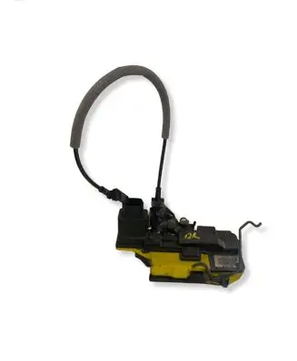 Volvo XC70 Rear door lock 30663048