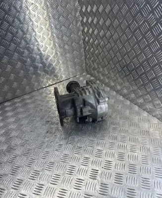 Gearbox transfer box case