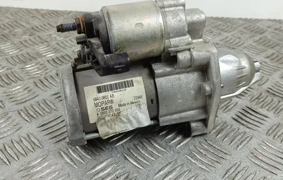 Jeep Grand Cherokee WL Starter motor 68430861AB