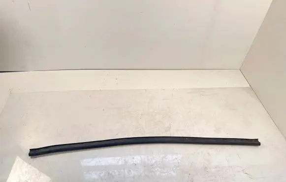Audi Q7 4M Engine compartment rubber 4M082372313