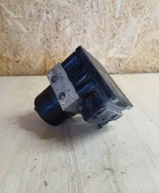 Opel Zafira B ABS Pump 00403046E0 8A35K04B38 10096005483