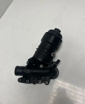 Audi Q7 4M Oil filter mounting bracket 059115389T
