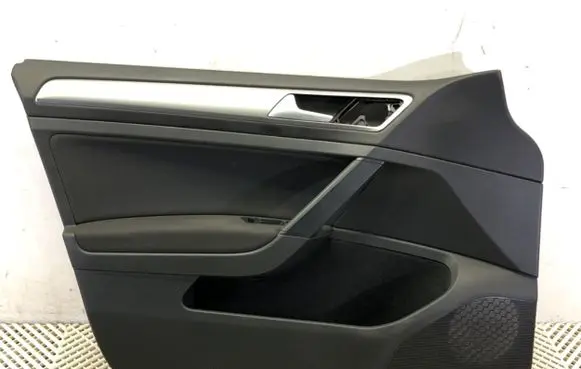 Volkswagen Golf VII Front door card panel trim