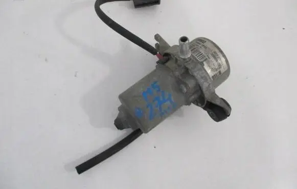 Renault Laguna III Vacuum pump 86253104