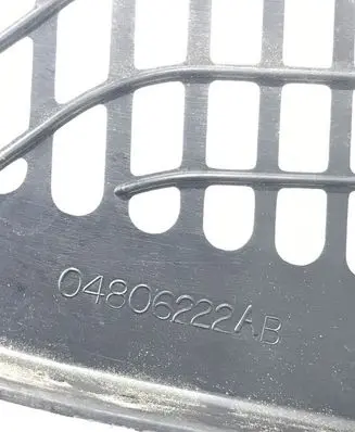 Dodge Challenger Wiper trim 04806222AB