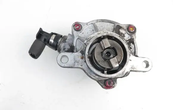 Renault Master II Vacuum pump 8200797164