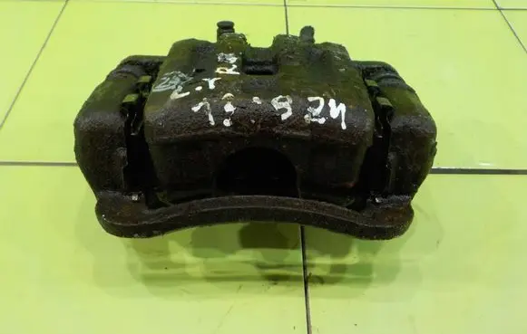 SsangYong Rodius Front brake caliper 