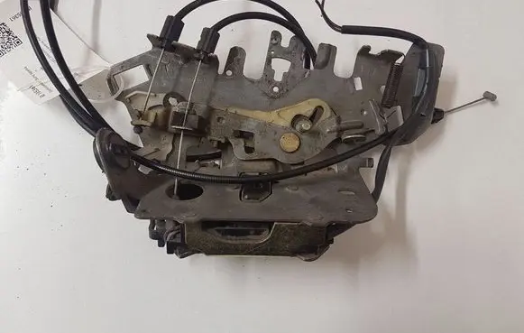 Chrysler Voyager Sliding door lock