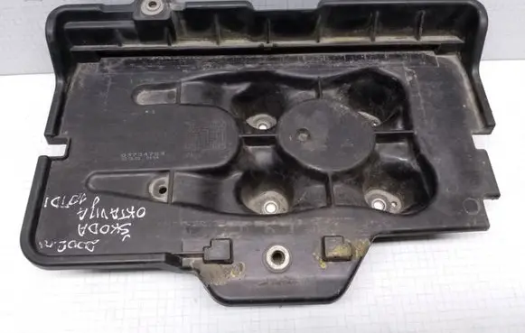 Skoda Octavia Mk1 (1U) Battery tray 1J0915333 03734783