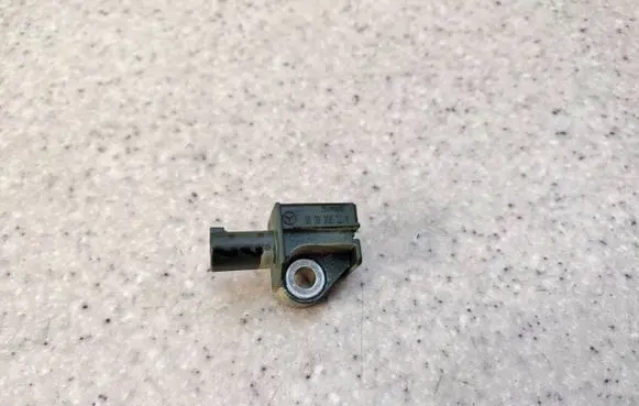 Mercedes-Benz SLK R172 Airbag deployment crash/impact sensor A1729056000