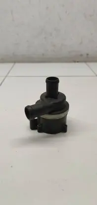 Audi A3 S3 8V Electric auxiliary coolant/water pump 6R0965561A