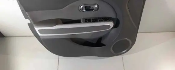KIA Soul Front door card panel trim 82301E4000B 140721 E00B11407210015