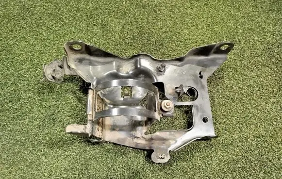 Nissan NV300 Fuel filter bracket/mount holder 93450862 164192090R