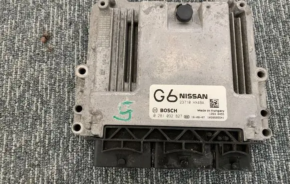 Nissan Qashqai Engine control unit/module ECU 23710HX49A 0281032827 1039S95541