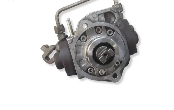 Toyota Corolla Verso AR10 Fuel injection high pressure pump 221000R010