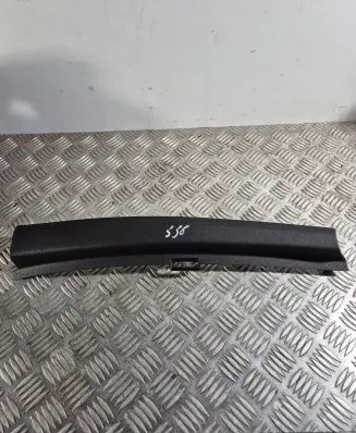 Volvo S60 (C) pillar trim 31479664 31479665