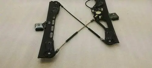 Mercedes-Benz E W211 Front door electric window regulator A2117200446