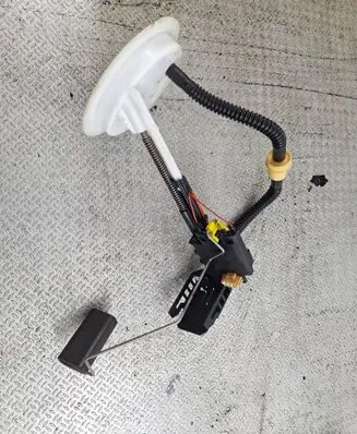 BMW 5 E60 E61 Fuel level sensor 0580204002