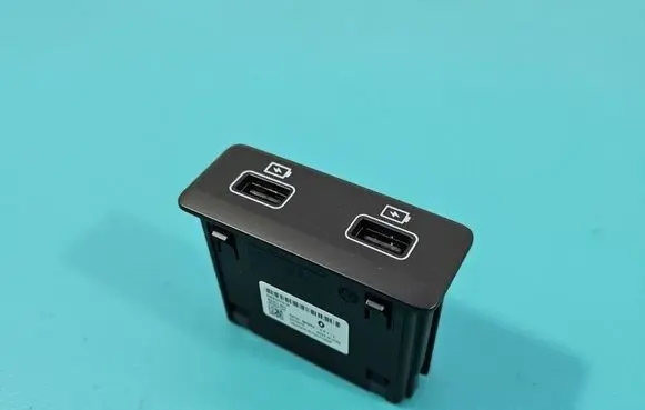 Renault Express USB socket connector 280233791R IMPRK1555533