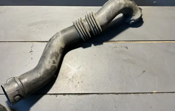 Opel Vivaro Intercooler hose/pipe 8200865653 58560 58586
