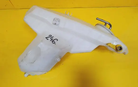 Mercedes-Benz A W168 Windshield washer fluid reservoir/tank A1688690320