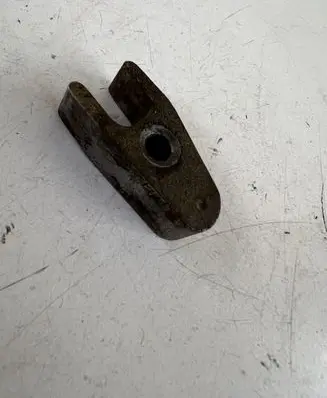 Mitsubishi Colt Fuel Injector clamp holder 