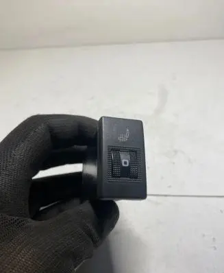 Audi A4 S4 B5 8D Seat heating switch 8D0963563 PA66GF30