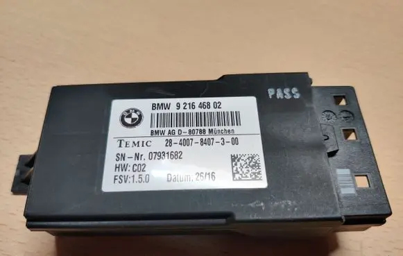 BMW 2 F45 Seat heating relay 9216468 921646802