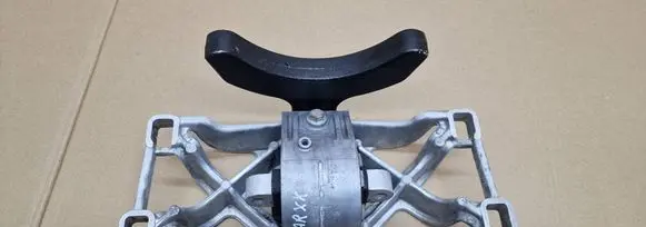 Jaguar XK - XKR Gearbox mount 6W936068AB