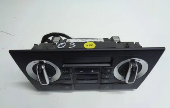 Audi Q3 8U Climate control unit 8U0820043D A2C80279600