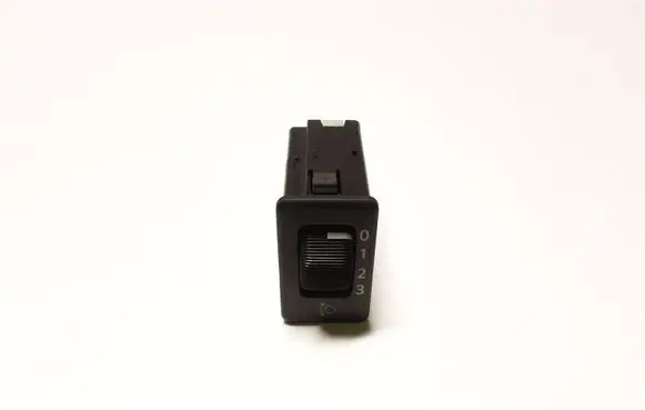 Nissan X-Trail T30 Headlight level height control switch G1X01