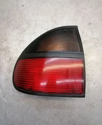 Renault Laguna I Rear/tail lights 7700820052