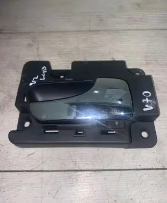 Volvo V70 Rear door interior handle 9152500 M0NA00 7847