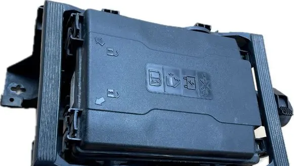 Cadillac Escalade IV Fuse 84017672