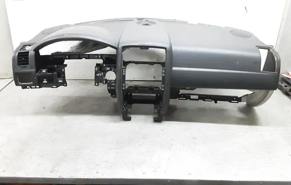 Chrysler 300 - 300C Dashboard 1054200AA
