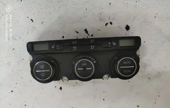 Volkswagen Touran I Climate control unit