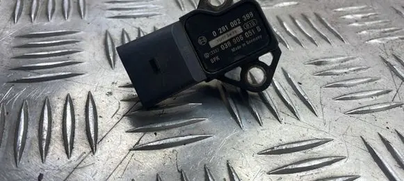 Volkswagen PASSAT B6 Air pressure sensor 038906051B