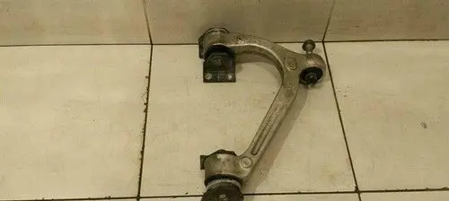 Mercedes-Benz AMG GT 4 x290 w290 Rear upper control arm/wishbone A1903501002