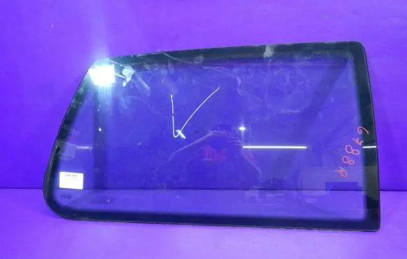 Volkswagen Golf IV Rear side window