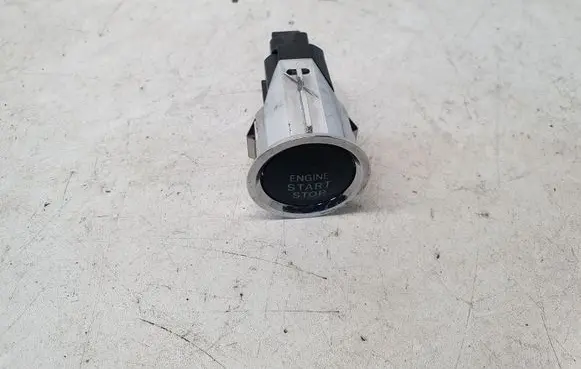 Toyota Corolla Verso AR10 Engine start stop button switch 15A7102 15A710